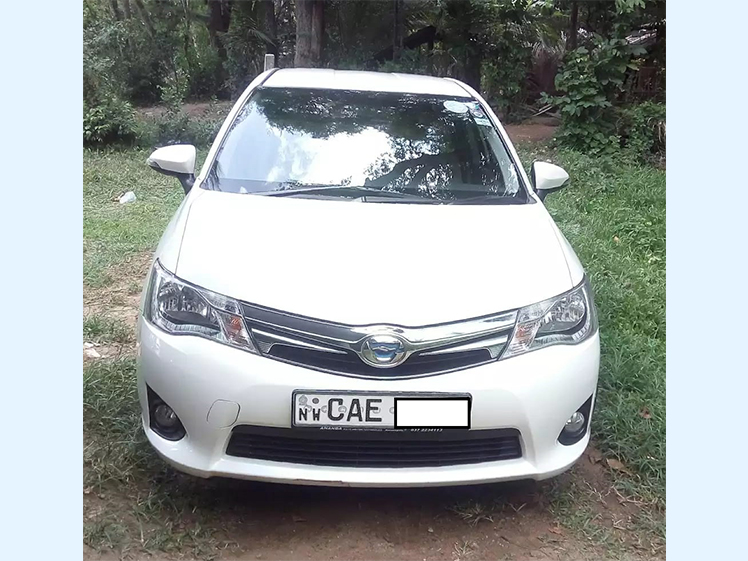 TOYOTA AXIO  SALE  KANDY  Vehicle  Cars  Auto Push Start Petrol